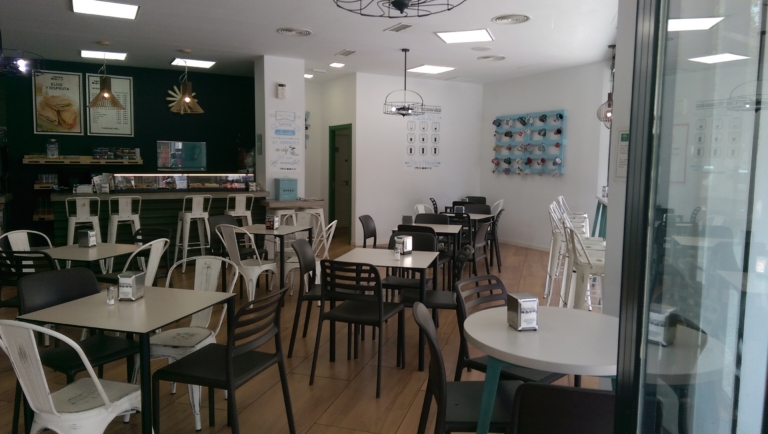Img CAFE DE LA MOTA Malaga 1 768x434