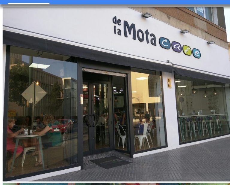 Img CAFE DE LA MOTA Malaga 3 768x616